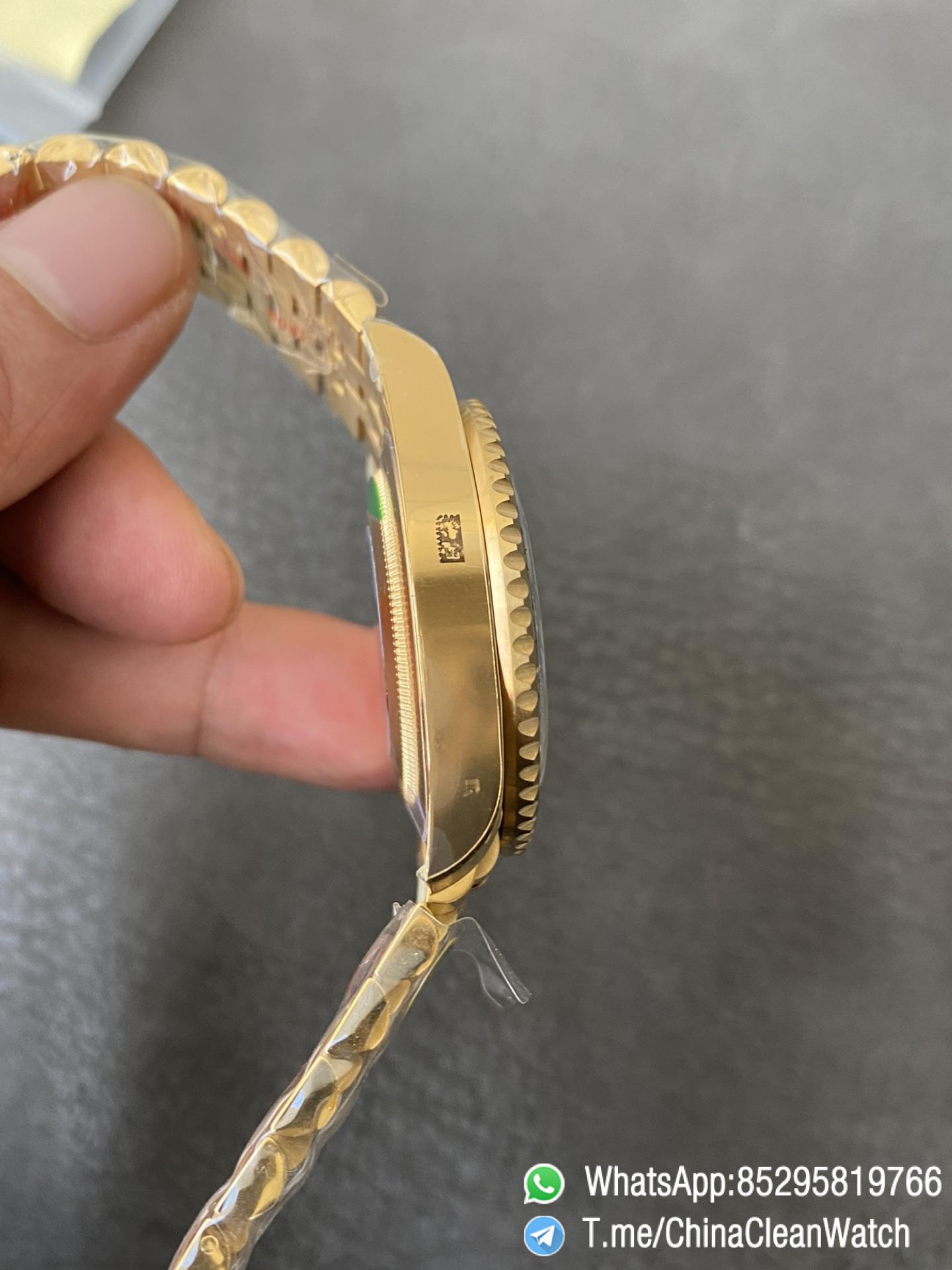 CF Rolex Clean Factory GMT Master II 126718GRNR Full Yellow Gold Black Grey Bezel Black Dial Jubilee Bracelet DD3285 Movement 06 CF Rolex Clean Factory GMT Master II 126718GRNR Full Yellow Gold Black Grey Bezel Black Dial Jubilee Bracelet DD3285 Movement 06