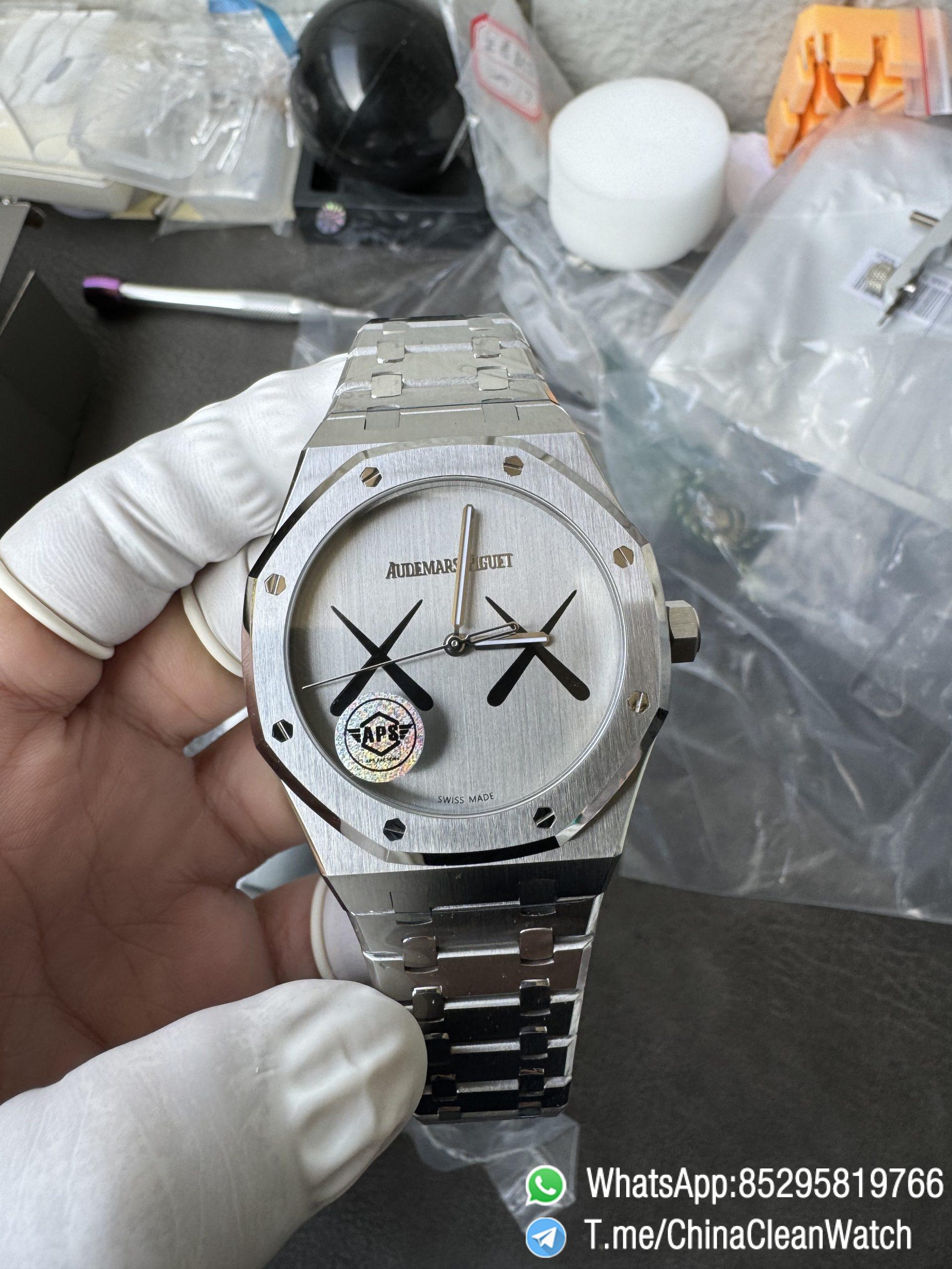 APS Factory Royal Oak KAWS 15500 XX Dial Stainless Steel Case Bracelet SA4302 Super Clone Movement 05 APS Factory Royal Oak KAWS 15500 XX Dial Stainless Steel Case Bracelet SA4302 Super Clone Movement 05