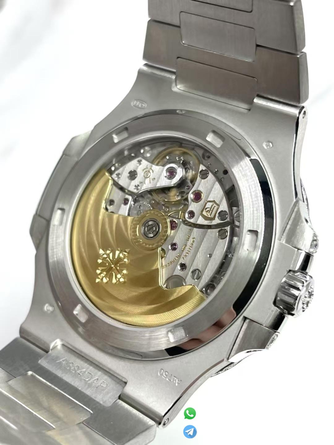 CNC Superb Iced Out Nautilus 5711 Green Diamonds Bezel Coating Lab Diamonds on 18K white gold Case Bracelet Genuine 324 Movement 08 CNC Superb Iced Out Nautilus 5711 Green Diamonds Bezel Coating Lab Diamonds on 18K white gold Case Bracelet Genuine 324 Movement 08