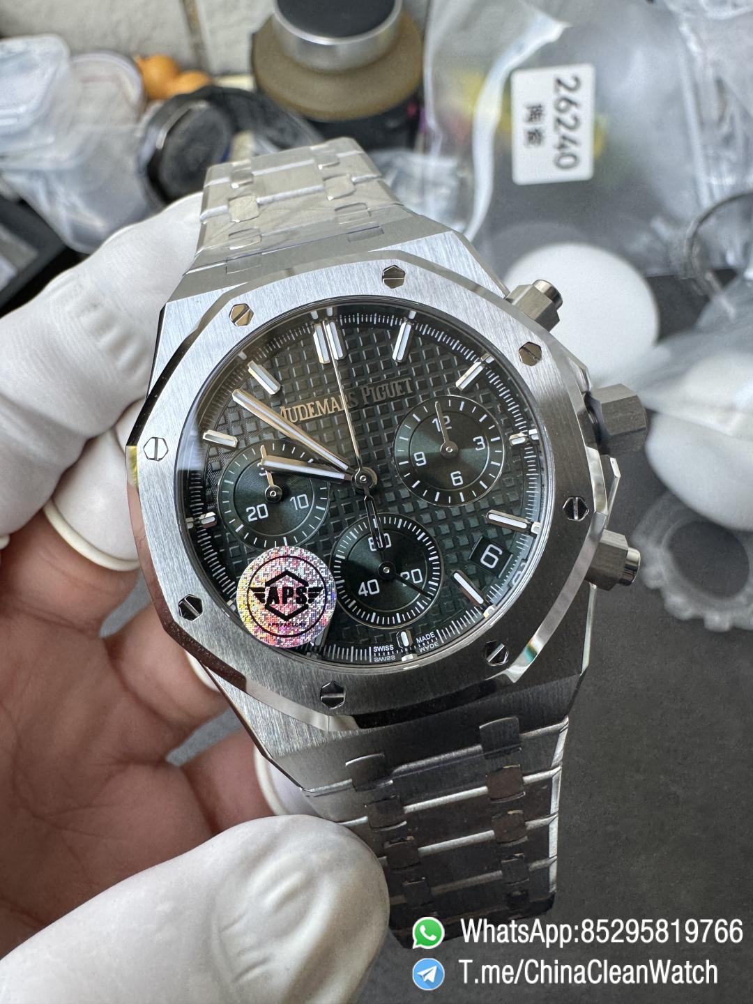 APS Factory Super Clone AP Royal Oak Chrono 26240 Green Dial on Stainless Steel Case and Bracelet SuperClone 4401 Movement 03 APS Factory Super Clone AP Royal Oak Chrono 26240 Green Dial on Stainless Steel Case and Bracelet SuperClone 4401 Movement 03