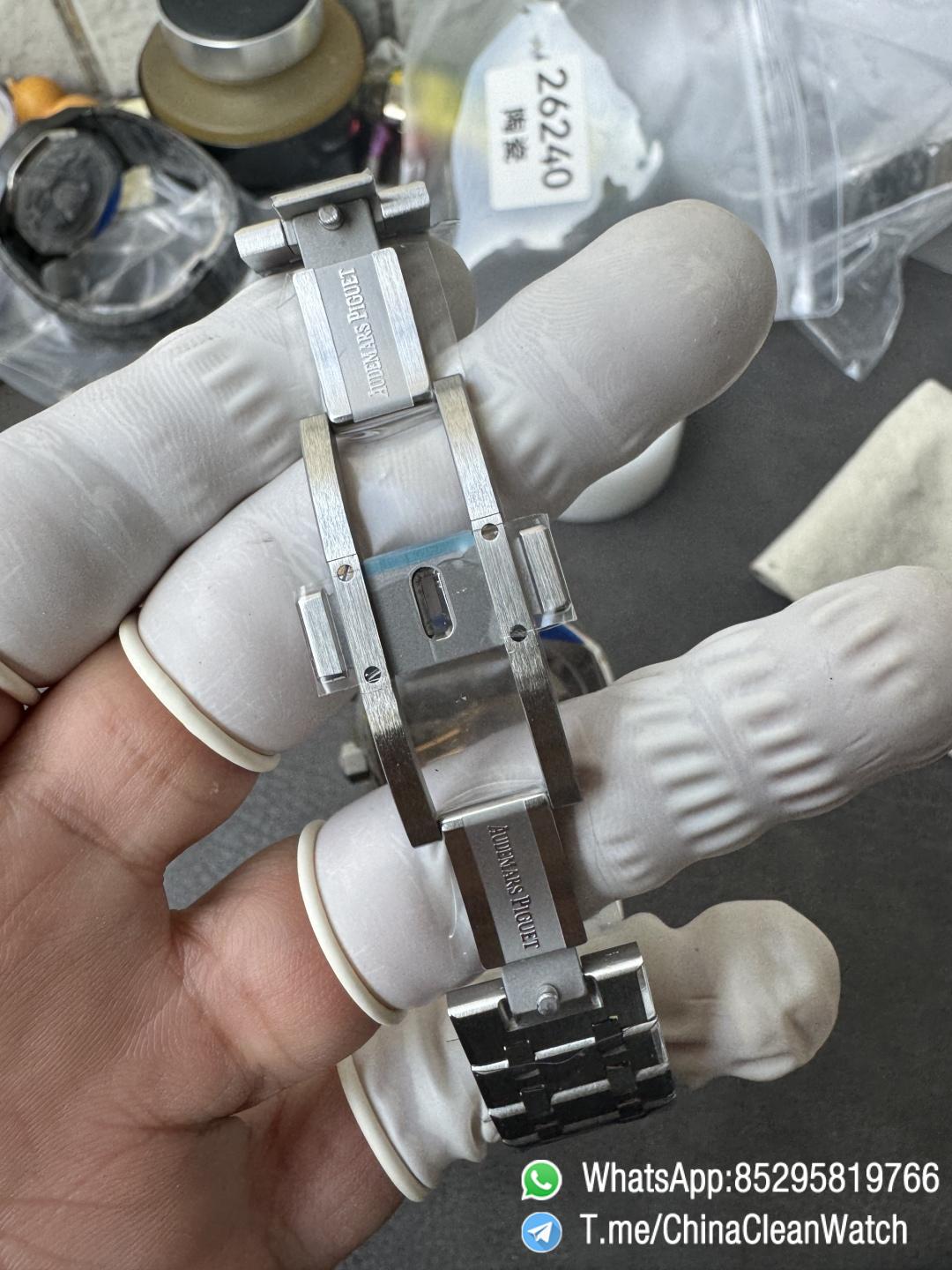 APS Factory Super Clone Royal Oak Chrono 26240 Black Dial on Stainless Steel Case and Bracelet SuperClone 4401 Movement 13 APS Factory Super Clone Royal Oak Chrono 26240 Black Dial on Stainless Steel Case and Bracelet SuperClone 4401 Movement 13