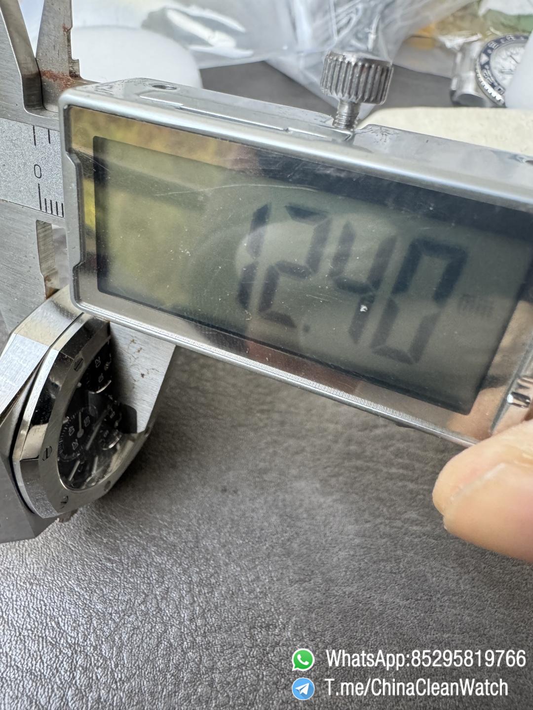 APS Factory Super Clone Royal Oak Chrono 26240 Black Dial on Stainless Steel Case and Bracelet SuperClone 4401 Movement 14 APS Factory Super Clone Royal Oak Chrono 26240 Black Dial on Stainless Steel Case and Bracelet SuperClone 4401 Movement 14