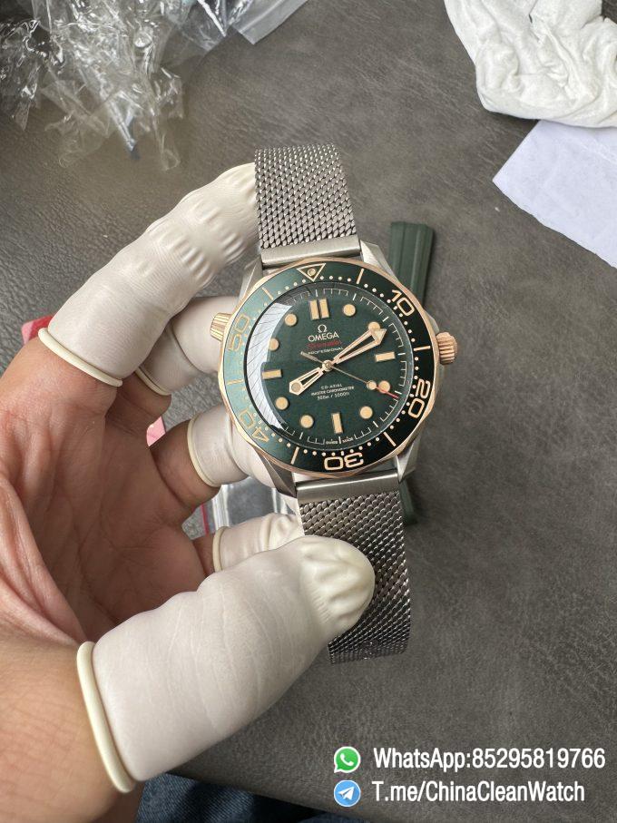 VSF Omega Seamaster Diver 300M 42mm Green Dial Titanium Bronze Gold Case Titanium Mesh Bracelet SuperClone 8806 Movement 01