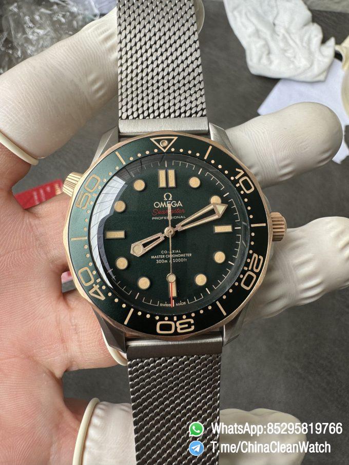 VSF Omega Seamaster Diver 300M 42mm Green Dial Titanium Bronze Gold Case Titanium Mesh Bracelet SuperClone 8806 Movement 05